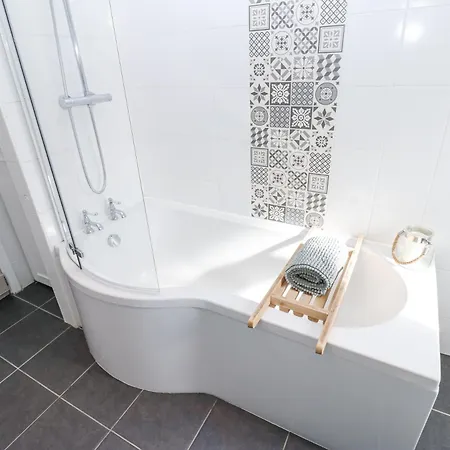 3 Eden View * Penrith