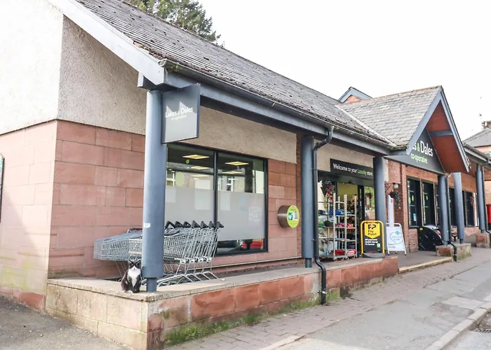 3 Eden View * Penrith